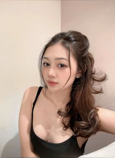 Laura Cantika - escort in Surabaya Photo 7 of 8