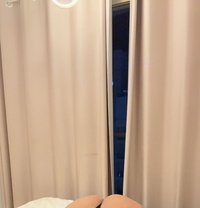Laura - escort in Dubai