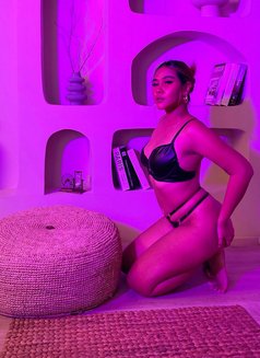 LAURA HOT IN BED - escort in Bali Photo 23 of 23