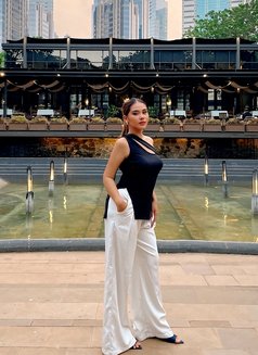 LAURA GOOD SERVICE IN TOWN - escort in Jakarta Photo 23 of 26