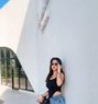 Laura - puta in Bali Photo 1 of 7