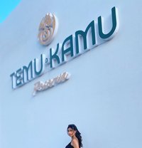 Laura - escort in Bali