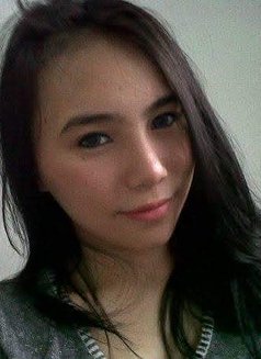 Laura - escort in Jakarta Photo 2 of 2