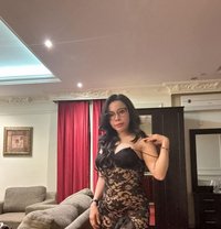 Laura - puta in Doha