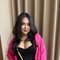Laura New Escort - puta in Bali Photo 1 of 7