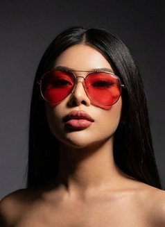 Laura New Top in Riyadh - Transsexual escort in Riyadh Photo 7 of 10