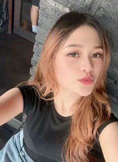 Laura Newbie in Bali - escort in Bali Photo 7 of 8