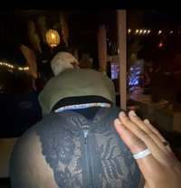 Laura - escort in Abidjan