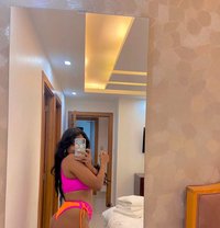 Laura P - puta in Yokosuka