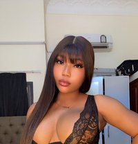 Laura - escort in Doha