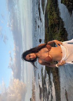 Laura Tan Skin 23yo - puta in Jakarta Photo 2 of 3