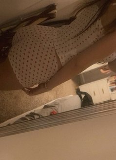 Laura938 - escort in Frankfurt Photo 2 of 4