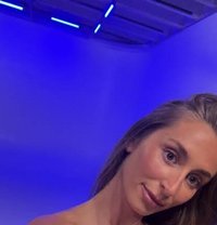 Lauren - puta in Birmingham