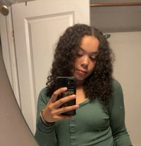 Lauren - escort in Hurghada