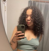 Lauren - escort in Hurghada