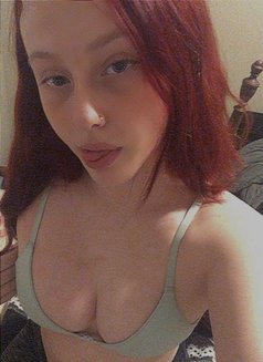 Lauren - puta in Abha Photo 1 of 3