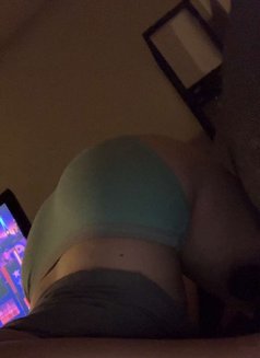 Lauren - puta in Abha Photo 3 of 3