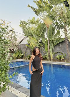 Lauren - escort in Bali Photo 6 of 6