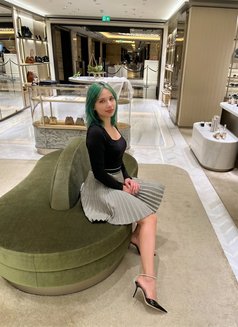 Lauren - escort in Hong Kong Photo 3 of 6
