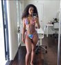 Lauren - puta in Dubai Photo 1 of 1