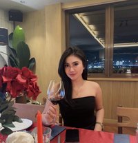 Laurennn - escort in Bali