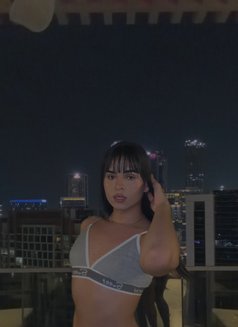 Laurenns - Transsexual escort in Dubai Photo 8 of 10