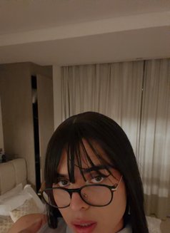 Laurenns - Transsexual escort in Dubai Photo 13 of 16