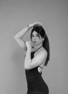 Laurenns - Transsexual escort in Dubai Photo 2 of 26