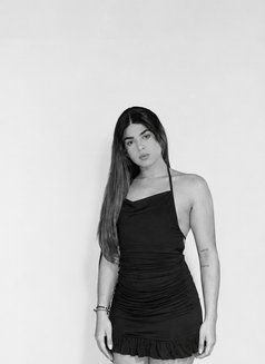 Laurenns - Transsexual escort in Dubai Photo 3 of 26