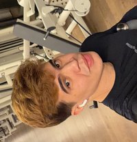 Laurent - Male escort in Oslo