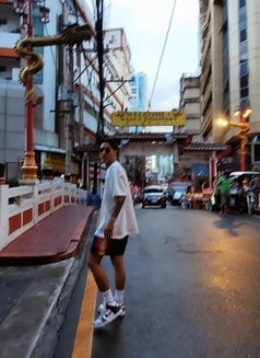 Laurenz - Male escort in Makati City Photo 10 of 10