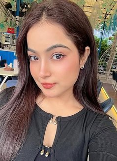 Lavanya - escort in Chennai Photo 2 of 4