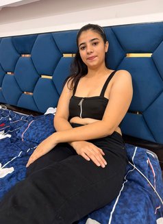 Lavanya - escort in Sydney Photo 3 of 5