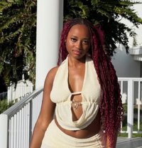 Lavender - puta in Gurgaon