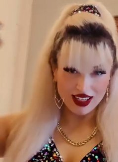 Lavin - puta in Muscat Photo 11 of 13