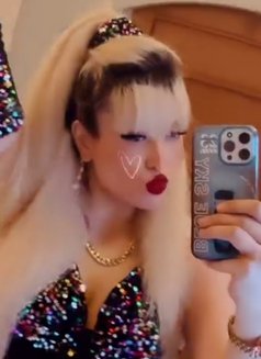 Lavin - puta in Muscat Photo 12 of 13