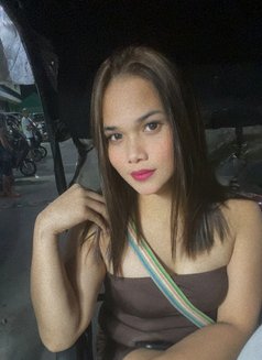 Laviña - Transsexual escort in Manila Photo 2 of 5