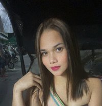 Laviña - Transsexual escort in Manila