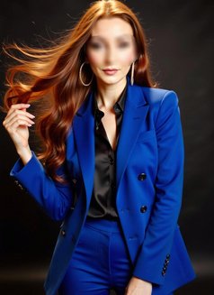 Lavinia - escort in Vienna Photo 1 of 3