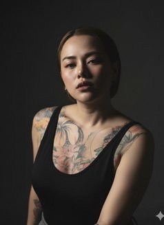 Lavinia - puta in Manila Photo 2 of 6