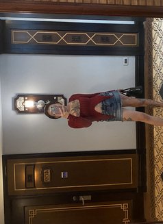 Lavinia - puta in Manila Photo 3 of 6