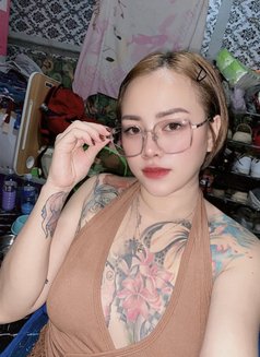 Lavinia - puta in Manila Photo 6 of 6