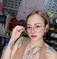 Lavinia - escort in Manila