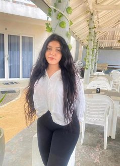 Lavya - escort in Bangkok Photo 3 of 5