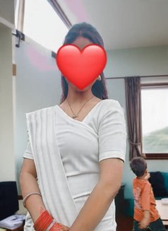 Laxmi independent (cam or meet) girl - escort in Hyderabad Photo 2 of 3