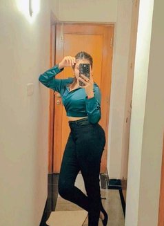 Laxmi for hand cash service - escort in Kathmandu Photo 1 of 2