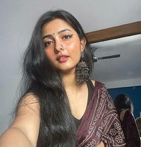 Laxsu - escort in Chandigarh