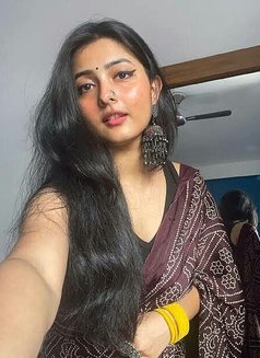 Laxsu - escort in Pune Photo 1 of 2