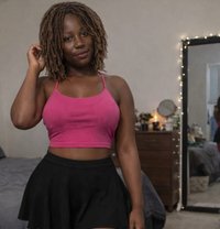 Lay - escort in Pattaya