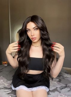 Layal ♡ Lebanese - Transsexual escort in Beirut Photo 2 of 14